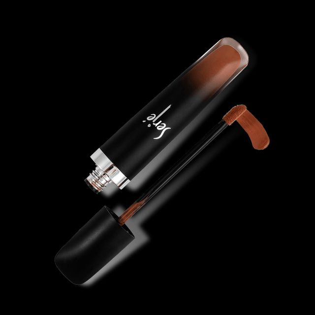 رژ لب مایع مخملی مات سرژه کد 104 (Brownish Nude)